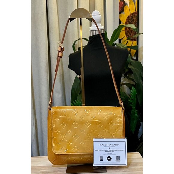 ✺ AUTHENTIC LOUIS VUITTON VERNISE THOMSPON STREET SHOULDER BAG ✺✺ - Picture 1 of 15
